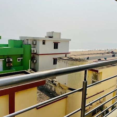 Hotel Lovely Star Inn ! Puri Esterno foto