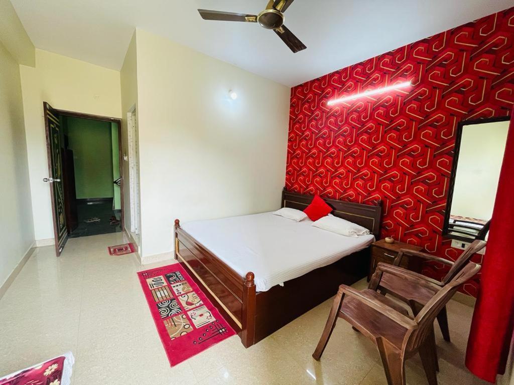 Hotel Lovely Star Inn ! Puri Esterno foto